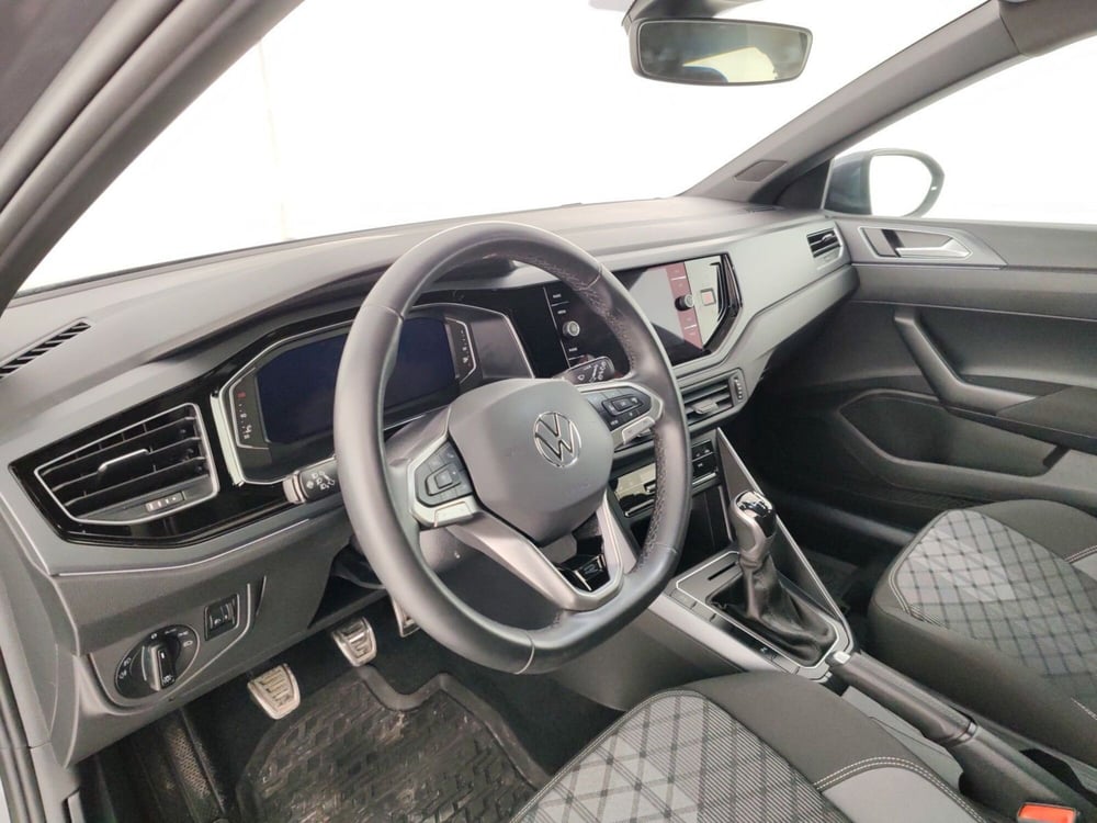 Volkswagen Taigo usata a Massa-Carrara (8)