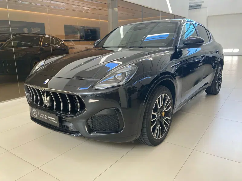 Maserati Grecale usata a Bari