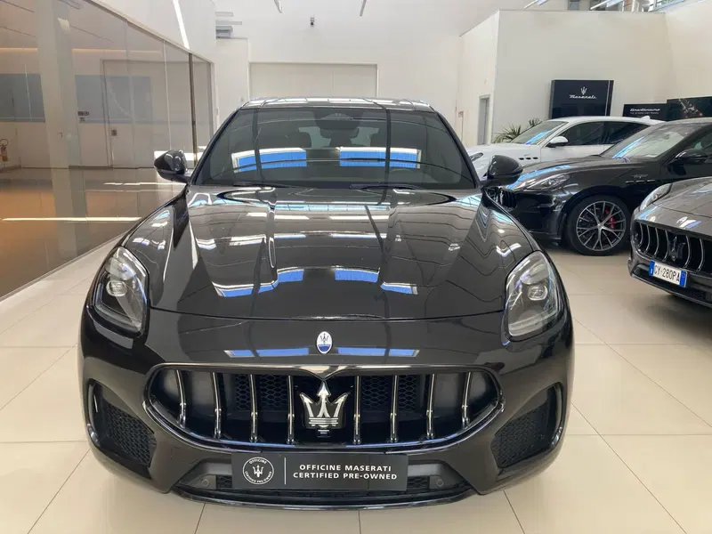Maserati Grecale usata a Bari (2)