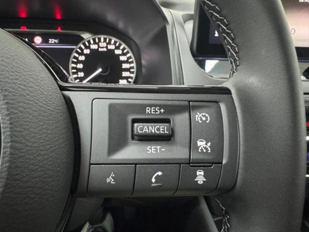 Nissan Qashqai nuova a Como (12)