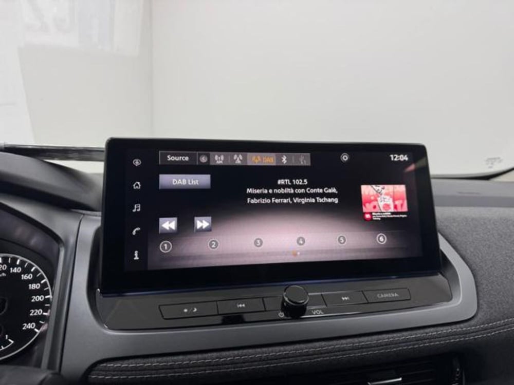 Nissan Qashqai nuova a Como (14)