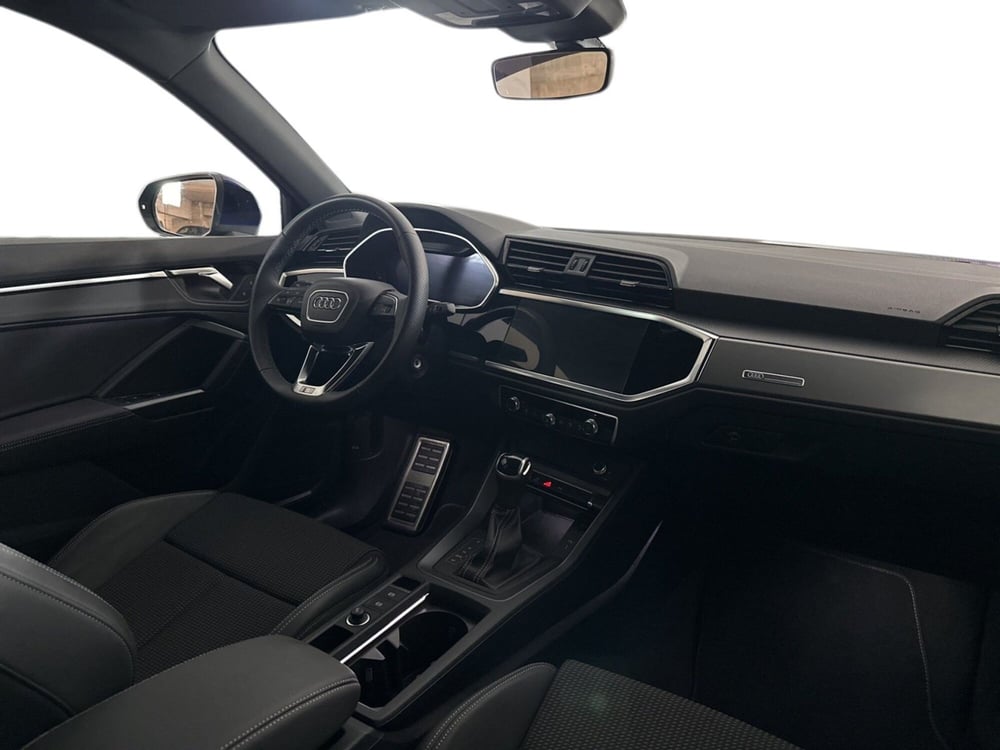 Audi Q3 Sportback usata a Napoli (9)