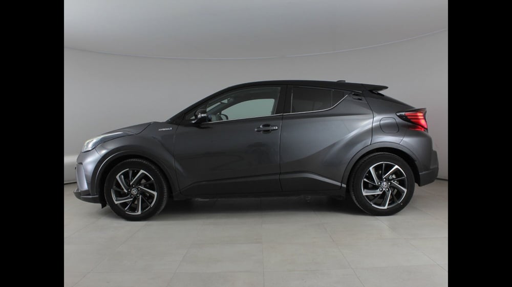 Toyota Toyota C-HR usata a Palermo (3)