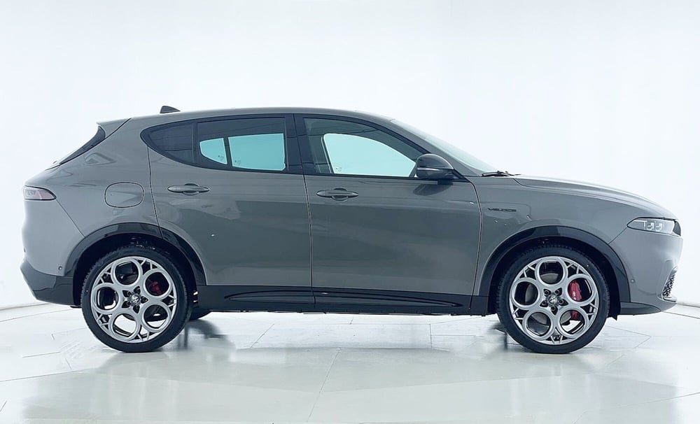 Alfa Romeo Tonale nuova a Perugia (8)