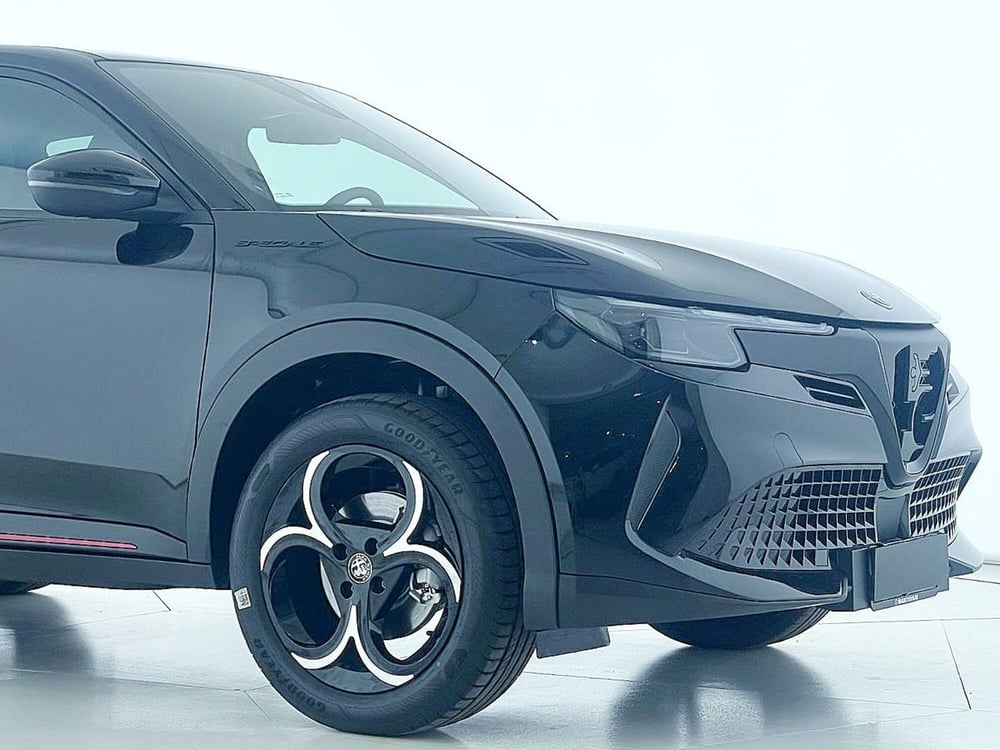 Alfa Romeo Junior nuova a Perugia (9)