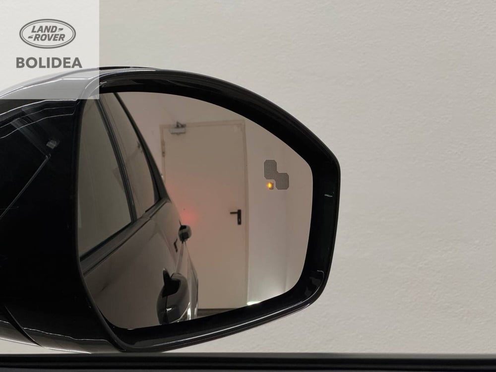 Land Rover Discovery Sport usata a Savona (13)