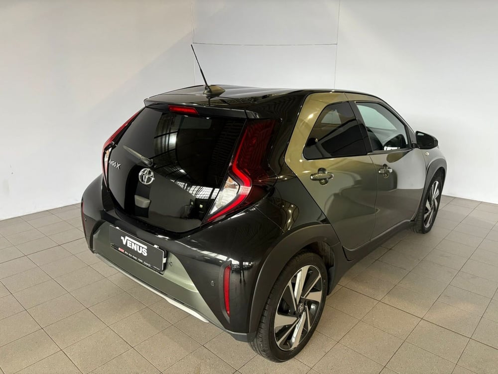 Toyota Aygo X usata a Monza e Brianza (6)