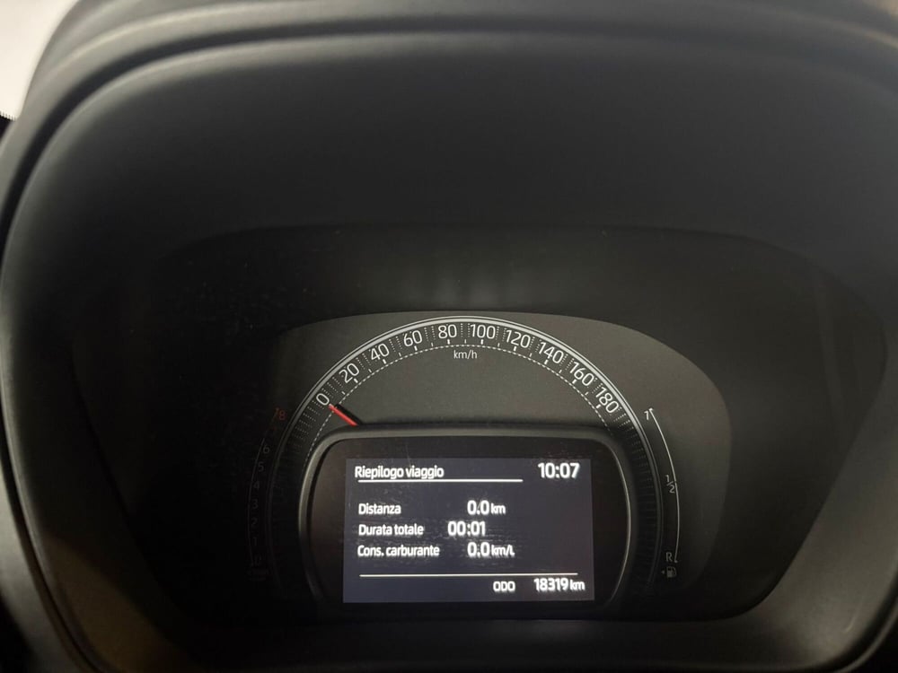 Toyota Aygo X usata a Monza e Brianza (8)