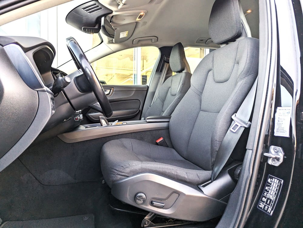 Volvo XC60 usata a Pescara (7)