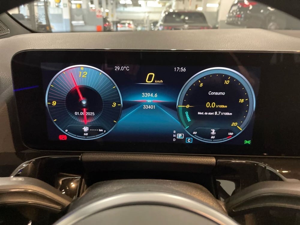 Mercedes-Benz GLA SUV usata a Prato (13)
