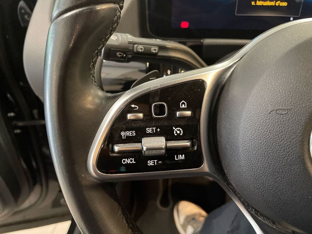 Mercedes-Benz GLA SUV usata a Prato (15)