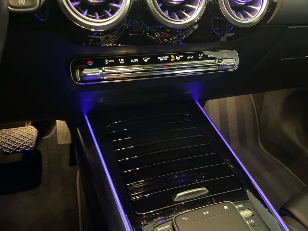 Mercedes-Benz GLA SUV usata a Prato (18)