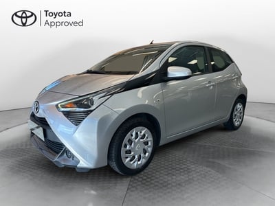 Toyota Aygo Connect 1.0 VVT-i 72 CV 5 porte x-you MMT del 2020 usata a Catanzaro