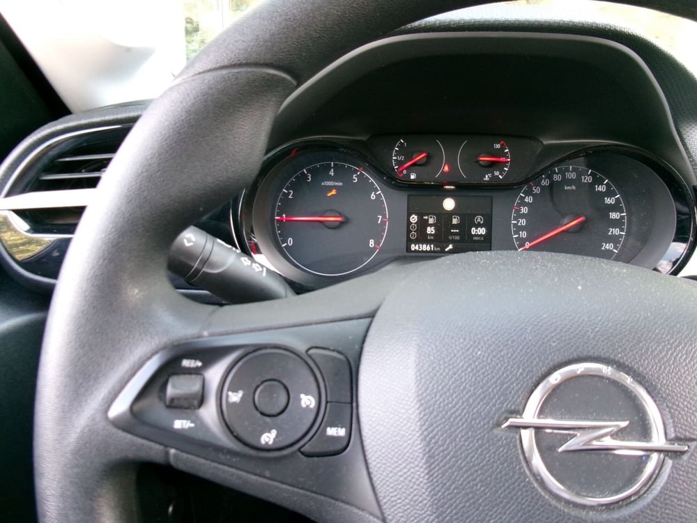 Opel Corsa usata a Venezia (12)