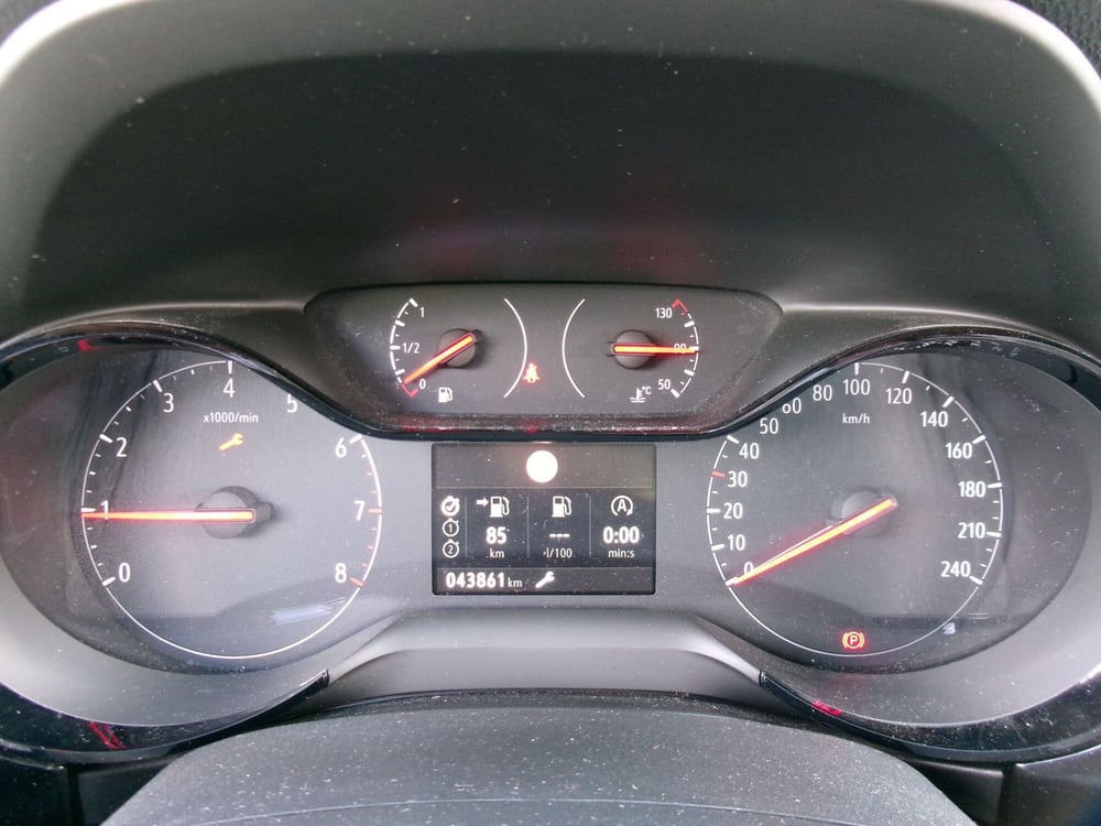 Opel Corsa usata a Venezia (8)