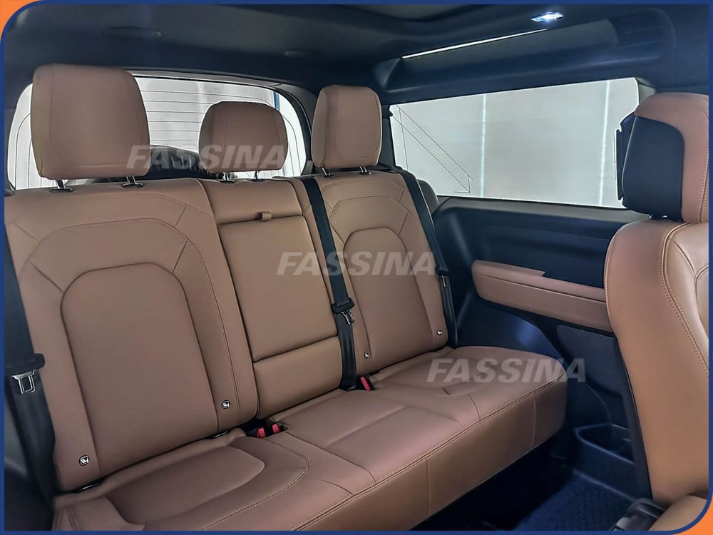 Land Rover Defender usata a Milano (12)