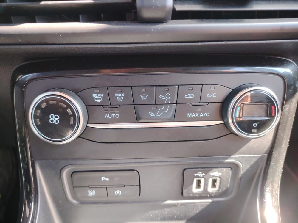 Ford EcoSport usata a Massa-Carrara (14)
