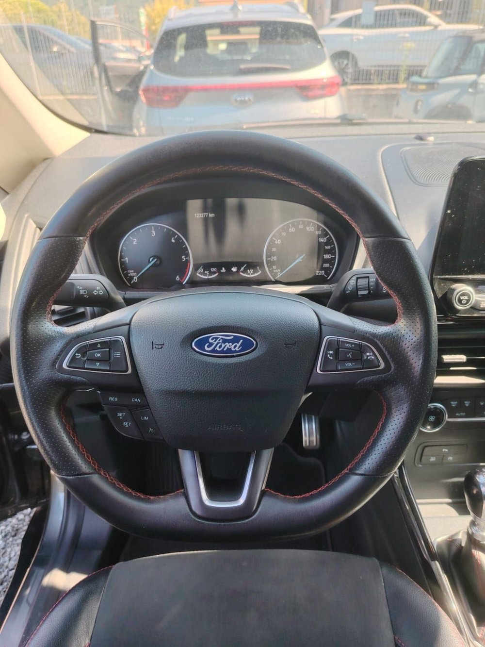 Ford EcoSport usata a Massa-Carrara (19)