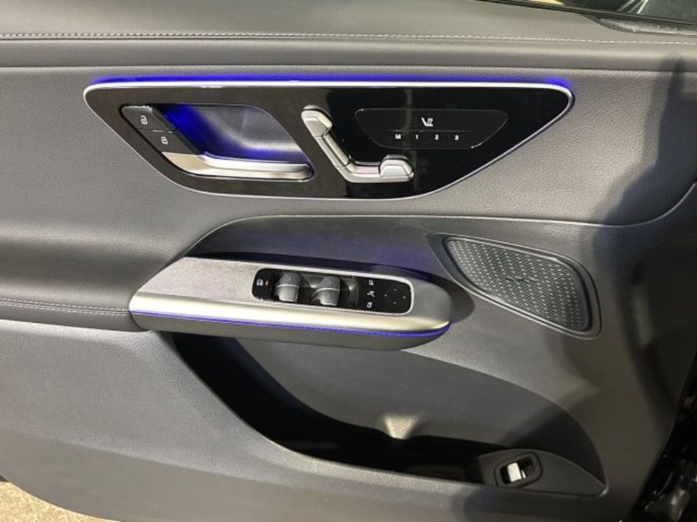 Mercedes-Benz GLC nuova a Bologna (10)