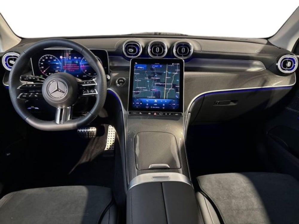 Mercedes-Benz GLC nuova a Bologna (13)