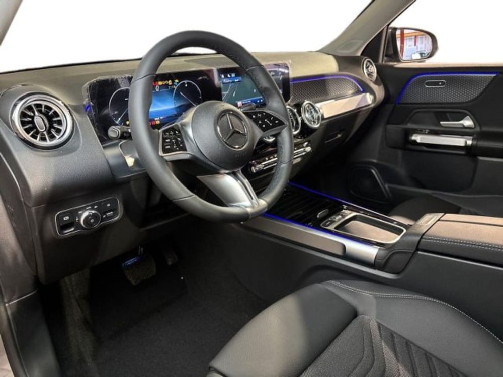 Mercedes-Benz GLB nuova a Bologna (11)