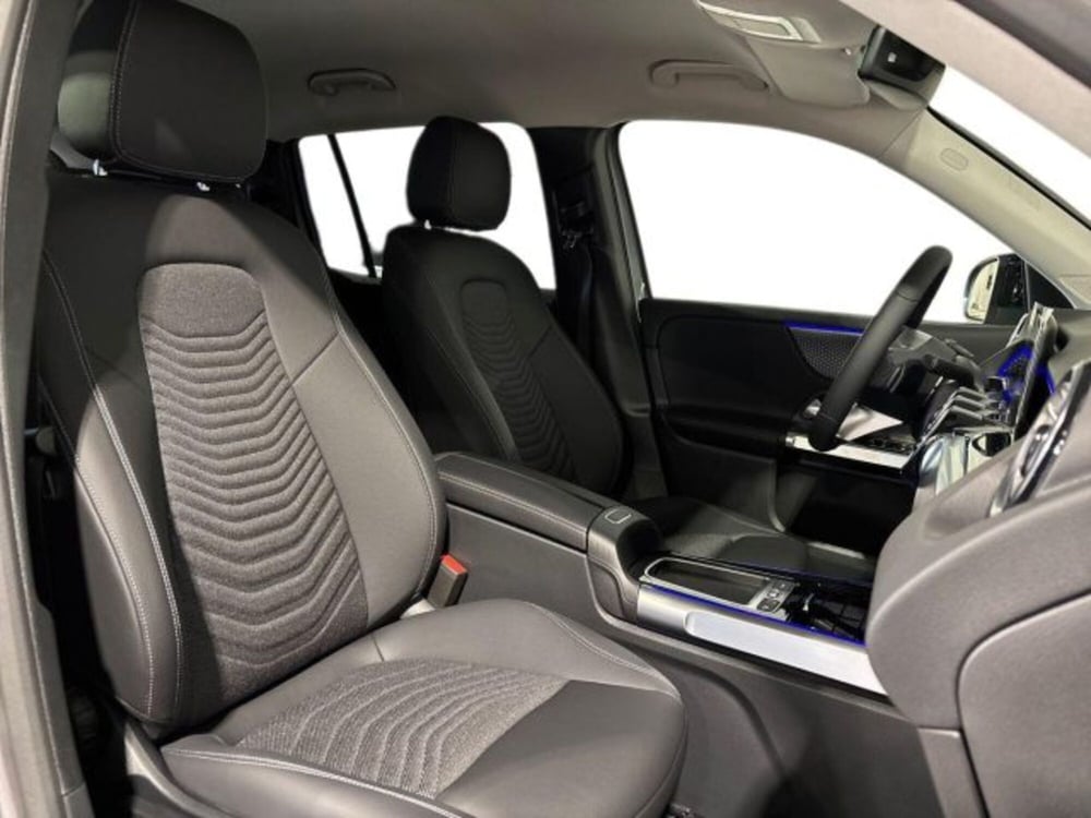 Mercedes-Benz GLB nuova a Bologna (16)