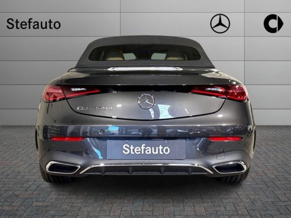 Mercedes-Benz CLE Cabrio nuova a Bologna (6)
