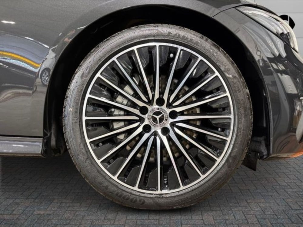 Mercedes-Benz CLE Cabrio nuova a Bologna (8)