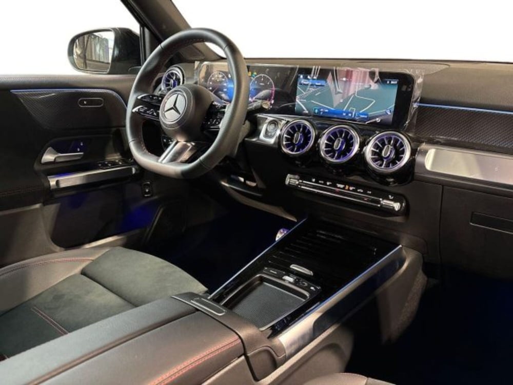 Mercedes-Benz GLB nuova a Bologna (15)