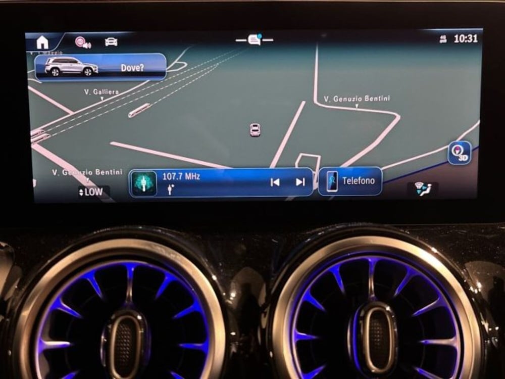 Mercedes-Benz GLB nuova a Bologna (17)