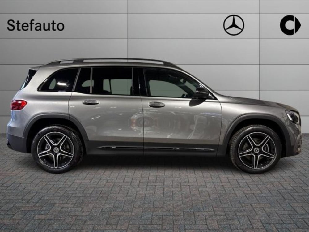 Mercedes-Benz GLB nuova a Bologna (2)