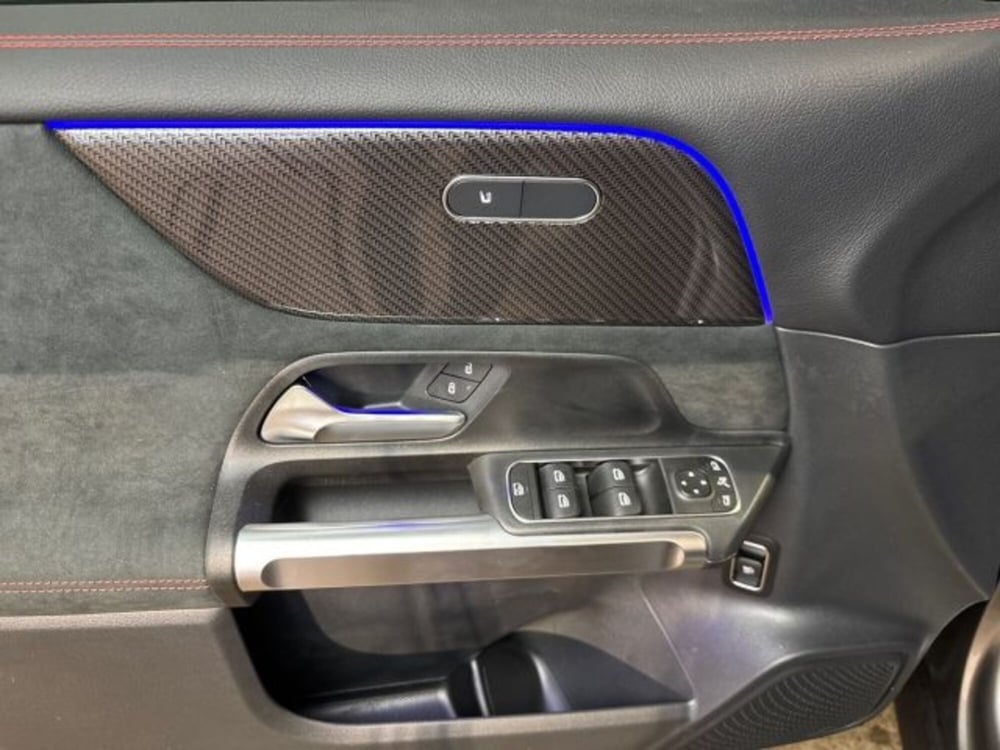 Mercedes-Benz GLB nuova a Bologna (10)