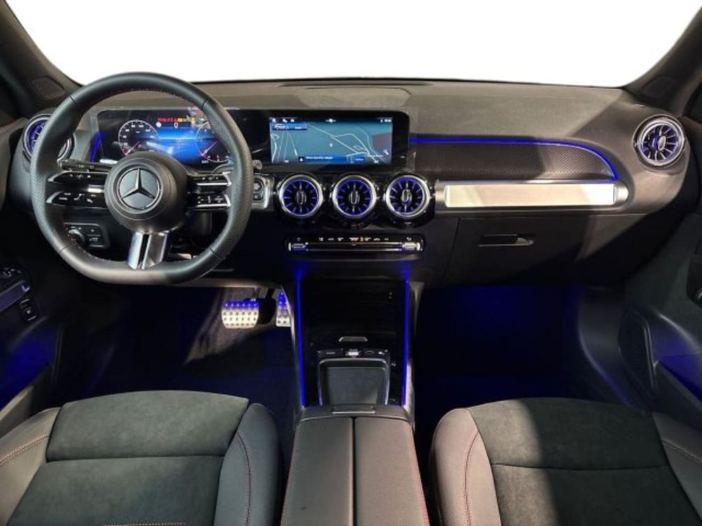 Mercedes-Benz GLB nuova a Bologna (13)