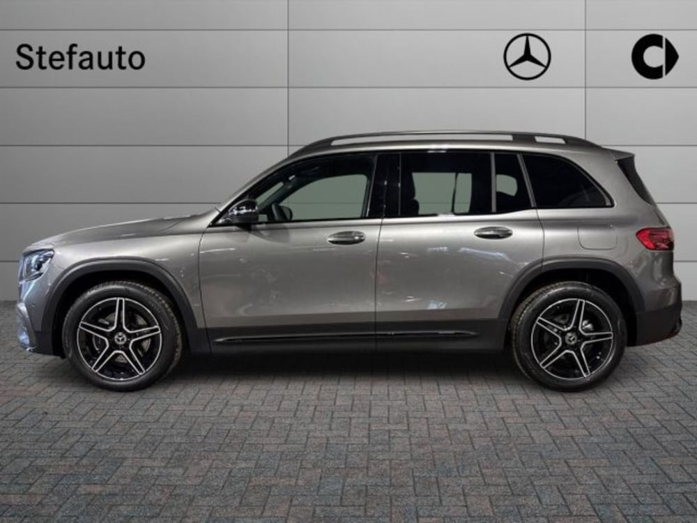 Mercedes-Benz GLB nuova a Bologna (3)