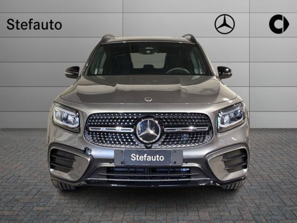 Mercedes-Benz GLB nuova a Bologna (4)