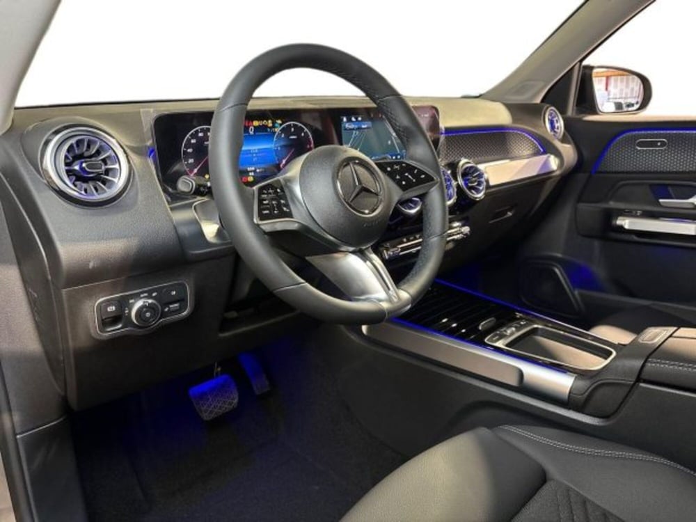 Mercedes-Benz GLB nuova a Bologna (11)