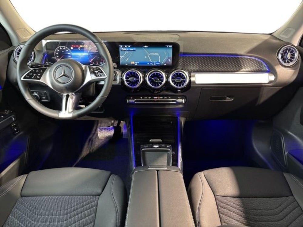 Mercedes-Benz GLB nuova a Bologna (13)