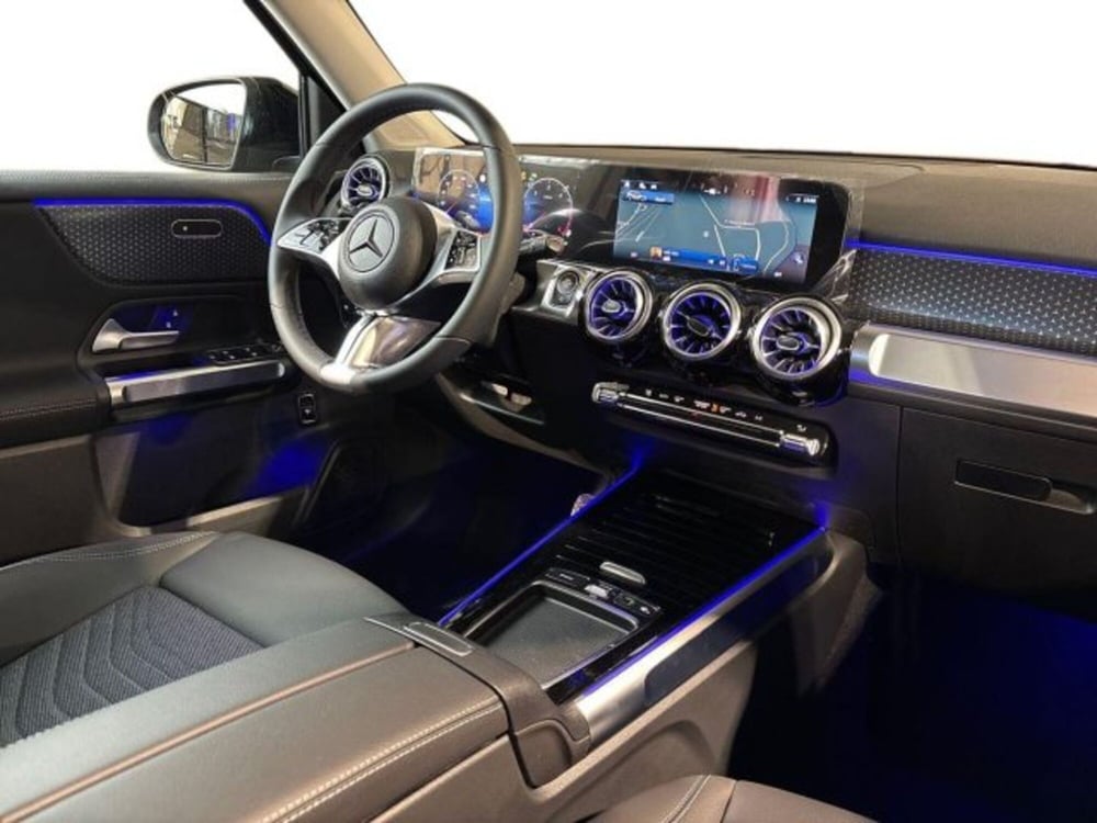 Mercedes-Benz GLB nuova a Bologna (15)