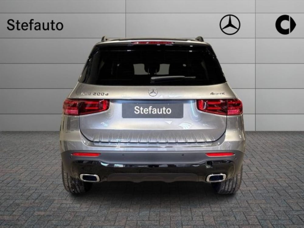Mercedes-Benz GLB nuova a Bologna (6)
