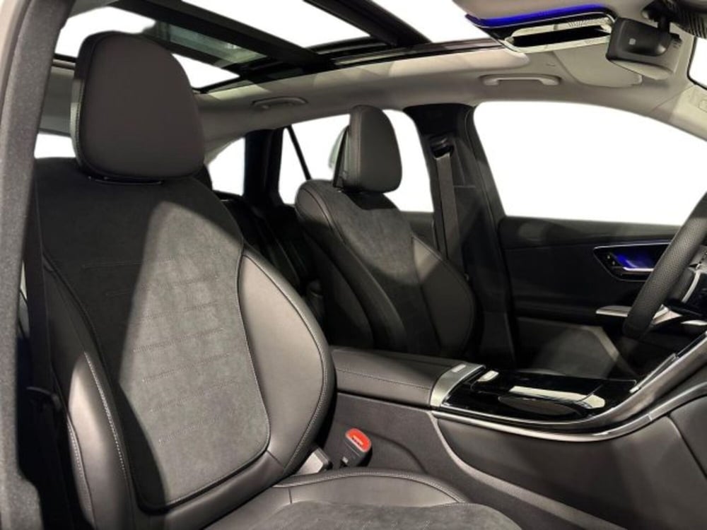 Mercedes-Benz GLC nuova a Bologna (16)