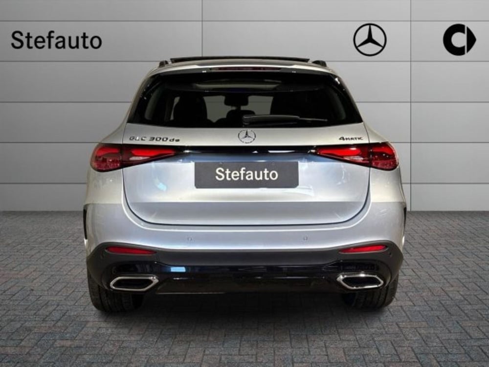Mercedes-Benz GLC nuova a Bologna (6)