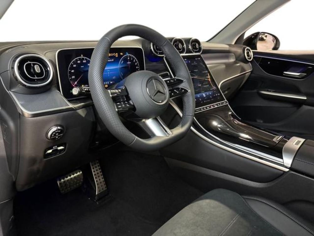 Mercedes-Benz GLC nuova a Bologna (11)