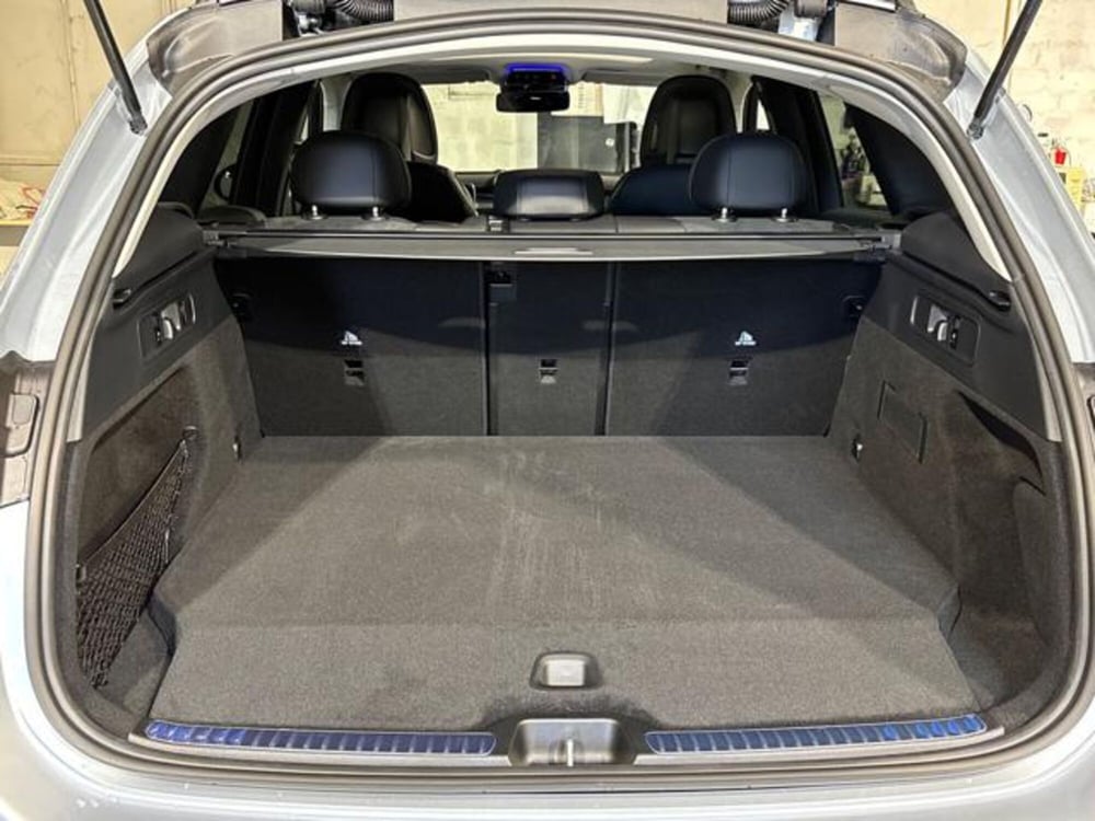 Mercedes-Benz GLC nuova a Bologna (7)