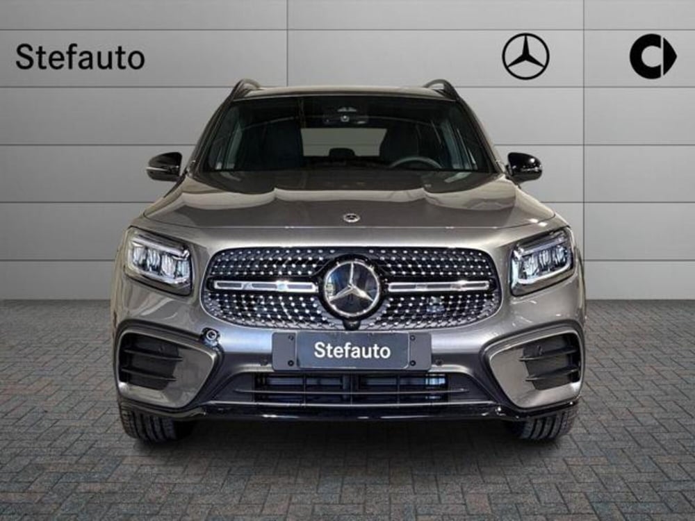 Mercedes-Benz GLB nuova a Bologna (4)