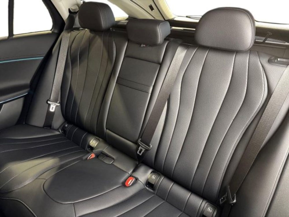 Mercedes-Benz Classe E Station Wagon nuova a Bologna (9)