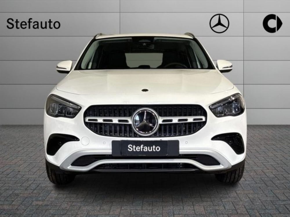 Mercedes-Benz GLA SUV nuova a Bologna (4)