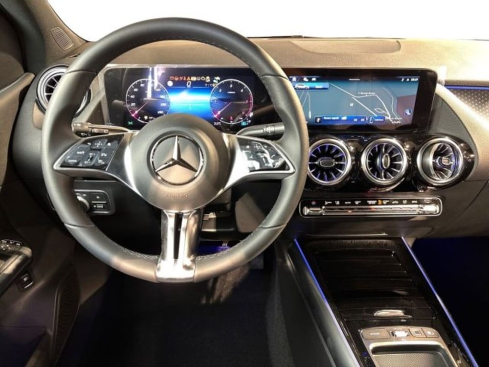 Mercedes-Benz Classe B nuova a Bologna (14)