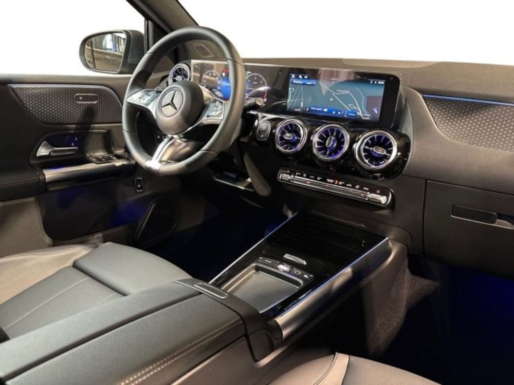 Mercedes-Benz Classe B nuova a Bologna (15)