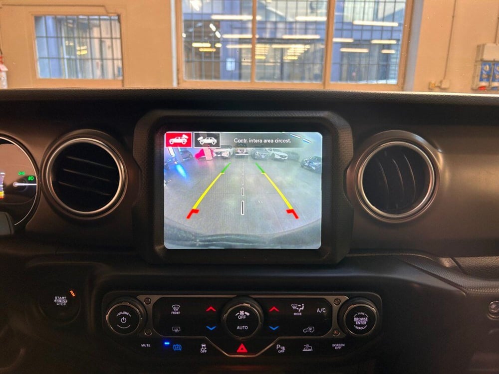 Jeep Wrangler Unlimited usata a Verona (13)