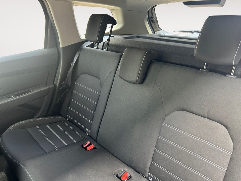 Dacia Duster usata a Verona (9)